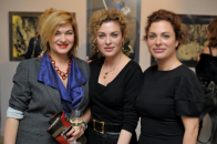 Дегустация винPalais Royal на выставке картин Натальи Цехомской